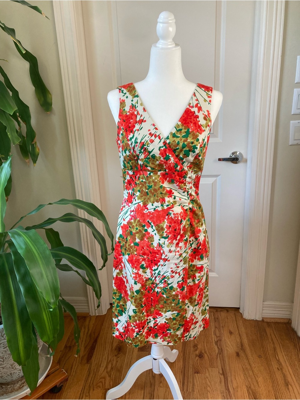 Donna Ricco Cream Sheath Dress with Red Floral & Green Accents